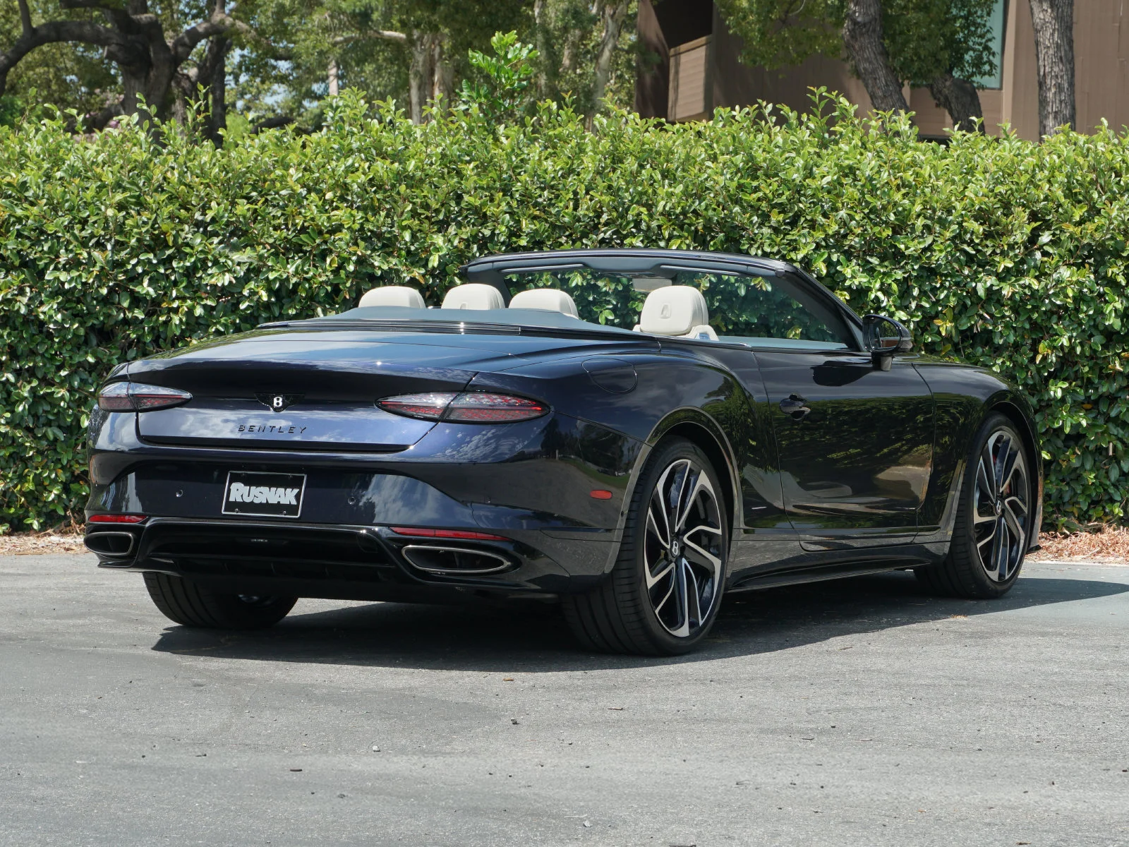 New 2026 Dark Sapphire Bentley GTC S image 7
