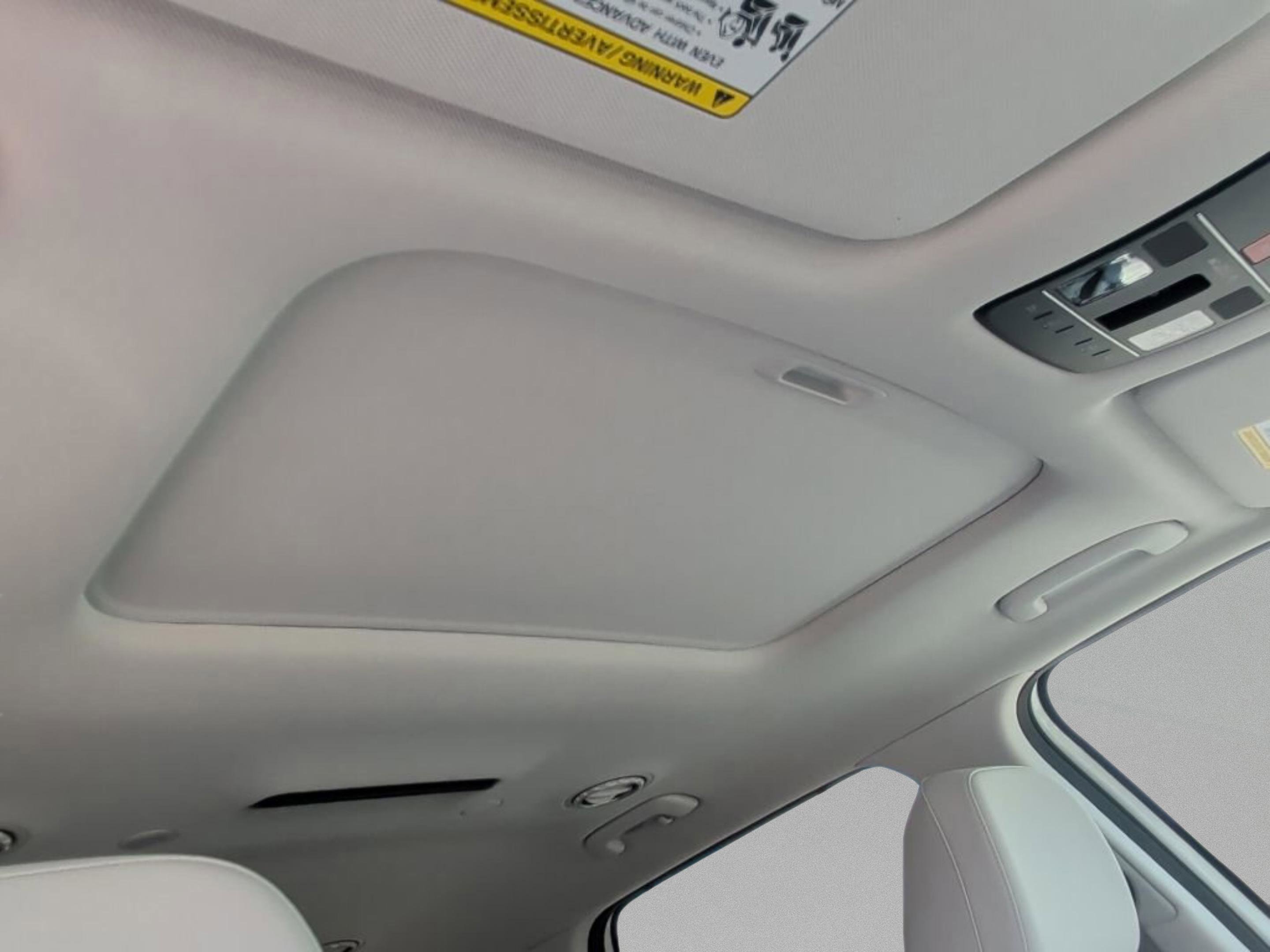 New 2026 Creamy White Pearl Hyundai Blue SEL Premium 7P image 42