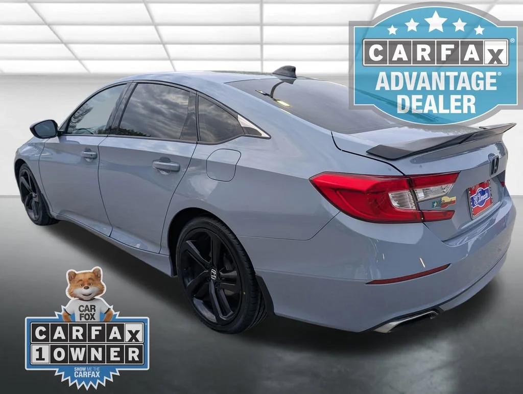 1HGCV1F30NA084202