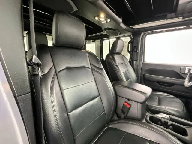 2019 Jeep Wrangler Unlimited Sahara Altitude - Photo 13