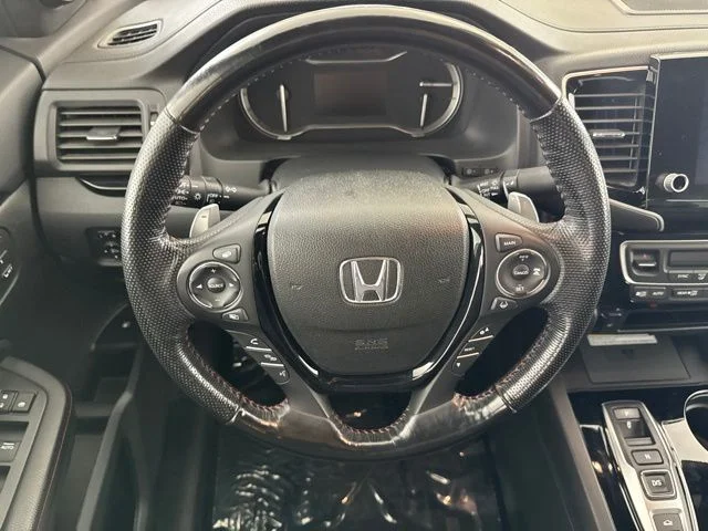 Used 2021  Honda Black Edition image 28