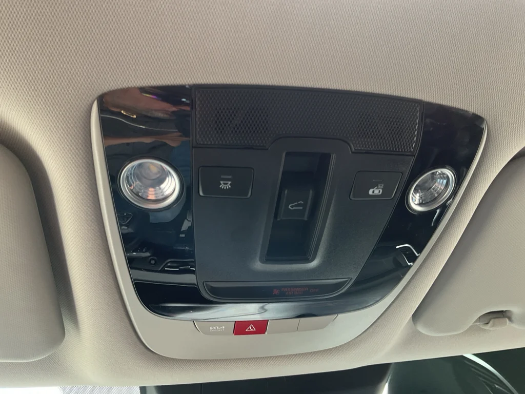 Certified Used 2024 Steel Gray Kia SX image 24