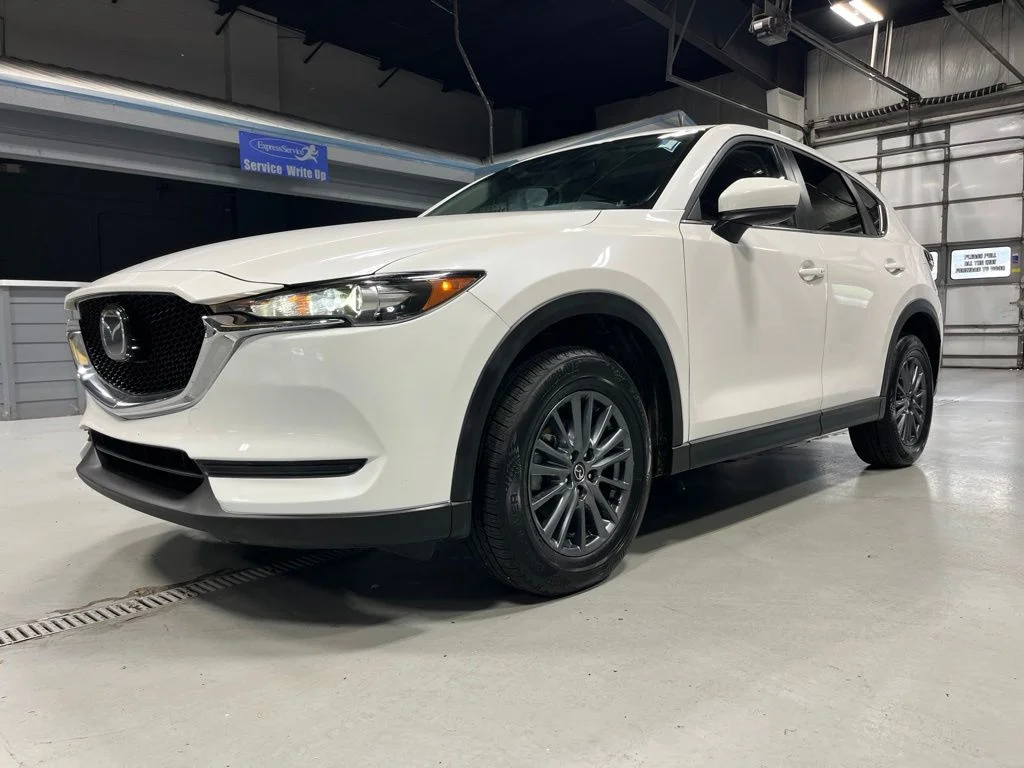 Used 2021 Snowflake White Pearl Mazda Touring image 3