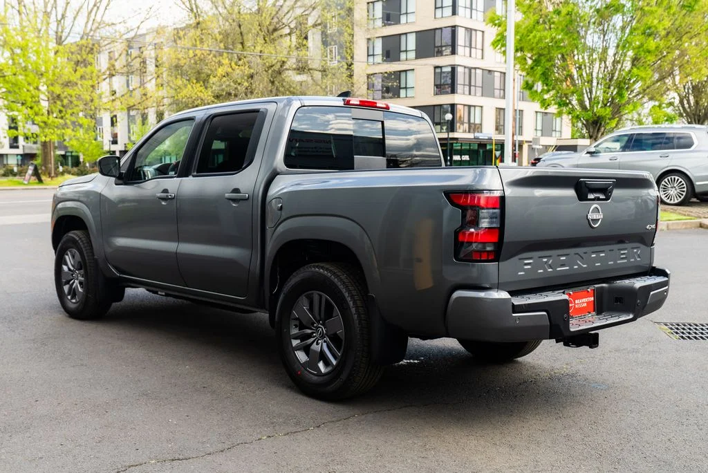 New 2026 Gun Metallic Nissan Crew Cab SV image 4