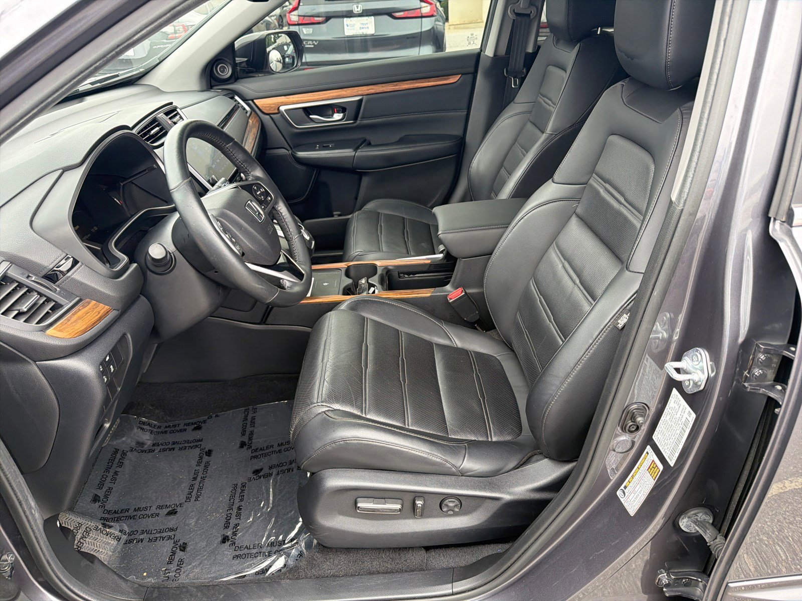 Used 2022 Modern Steel Metallic Honda Touring image 11