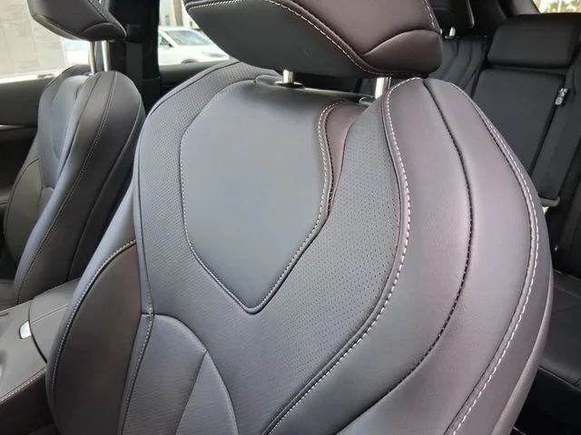 New 2027 2T HRBR GRAY INFINITI Sport AWD image 17