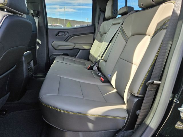 2026 Chevrolet Colorado ZR2 - Photo 15