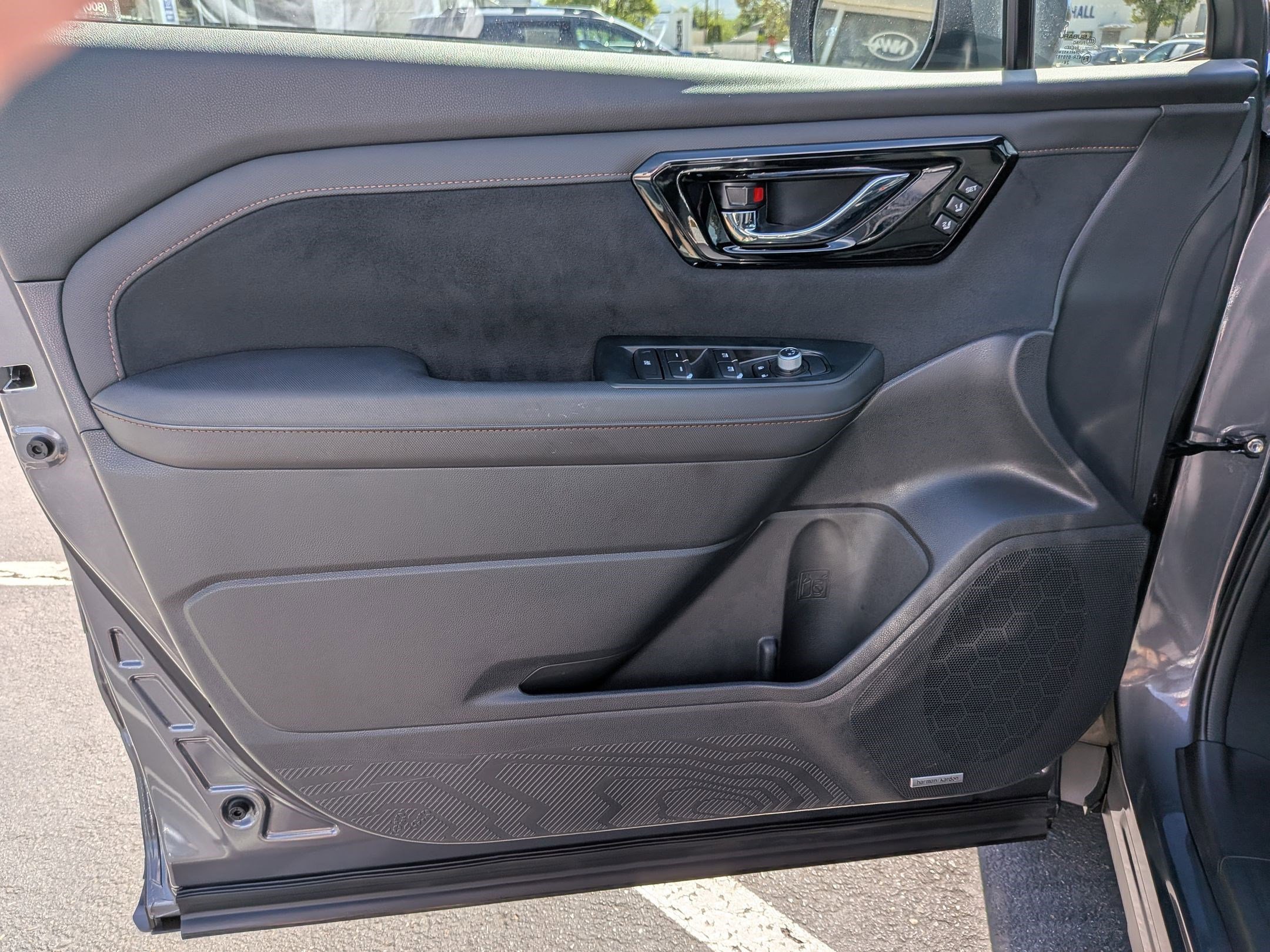 Used 2025 Magnetite Gray Metallic Subaru Touring image 12