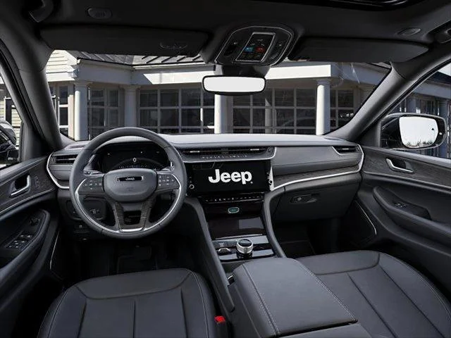 New 2026 Diamond Black Crystal Pearlcoat Jeep Limited image 14