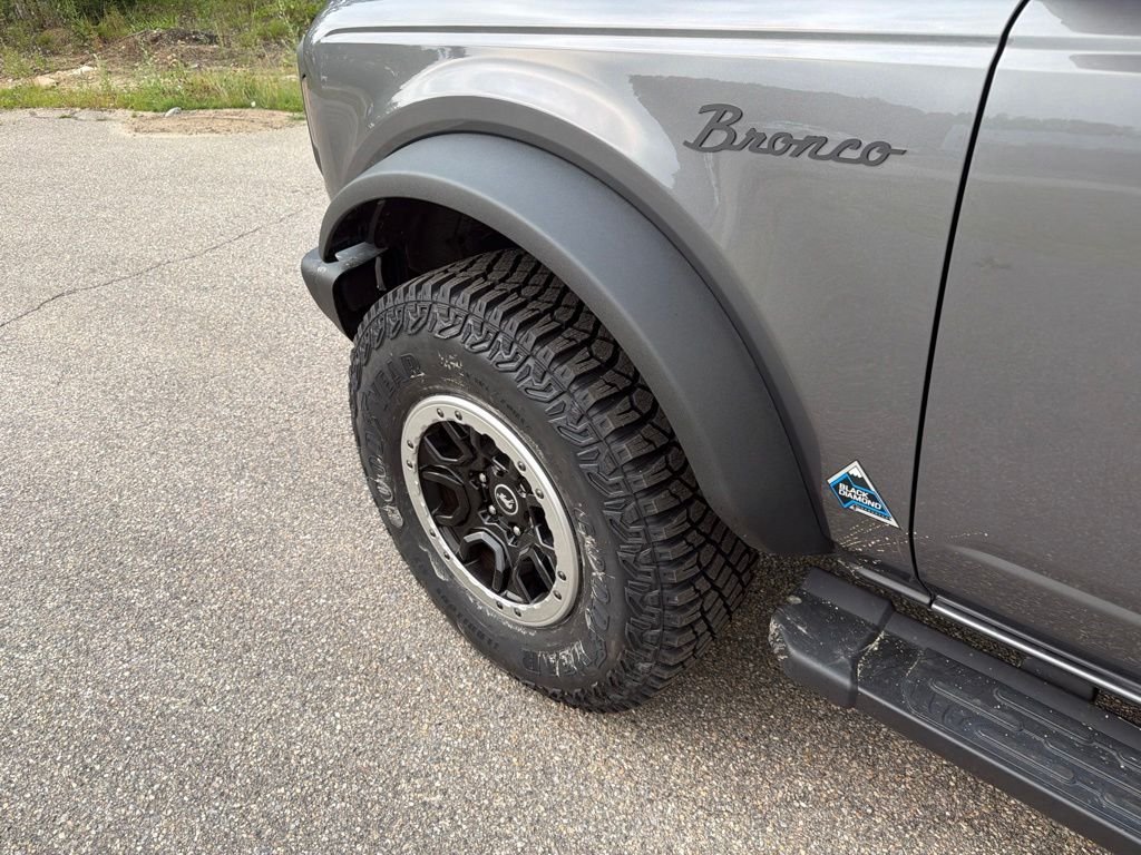 Certified Used 2021 Gray Metallic Ford Black Diamond image 6