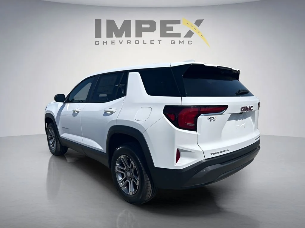 New 2026 Summit White GMC Elevation image 3