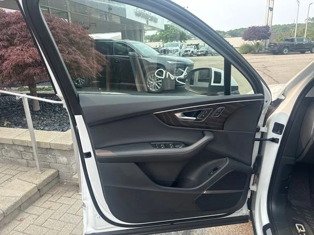 Used 2023 White Audi 55 Premium Plus image 8