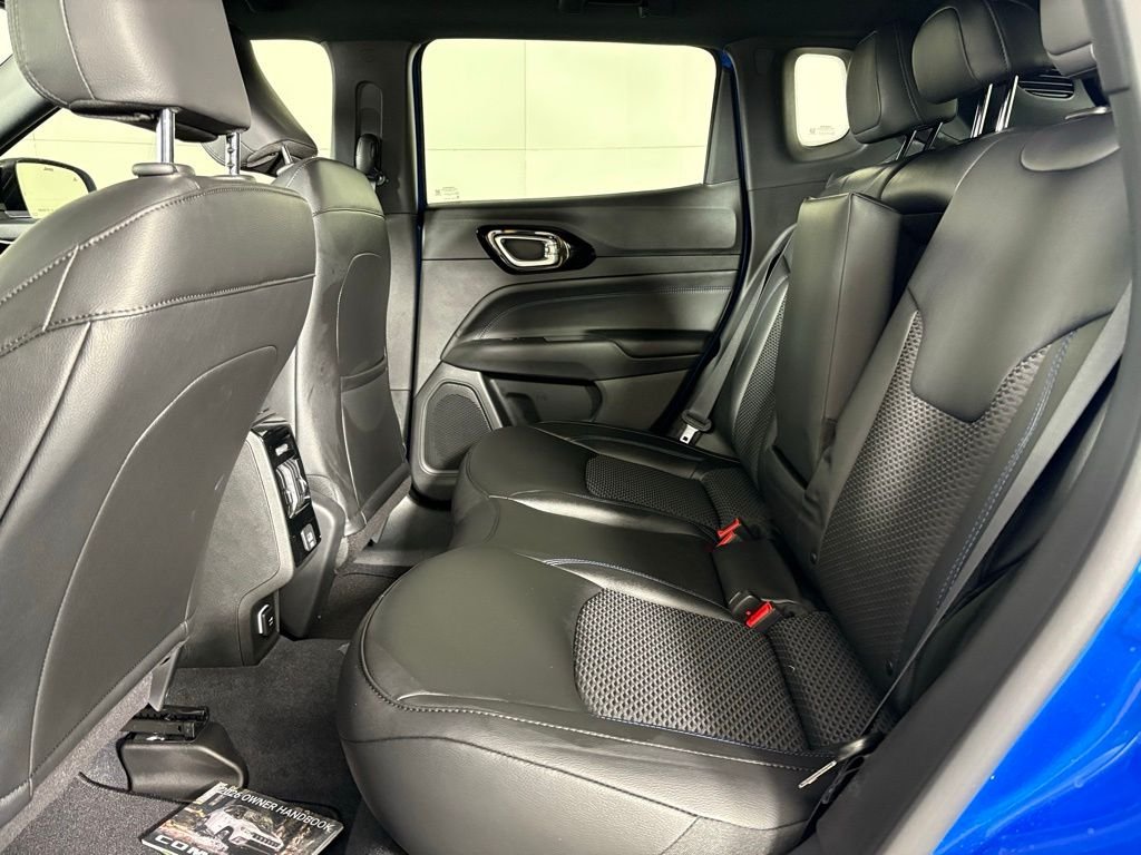 New 2026 Hydro Blue Pearlcoat Jeep Latitude image 34
