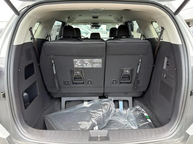 New 2026 White Kia EX image 24