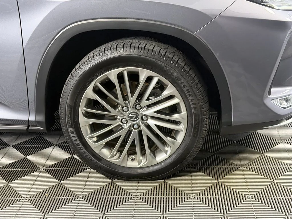 Used 2020 Gray Lexus 350L image 9