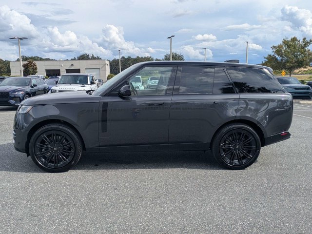 New 2027 Gray Land Rover SE image 3