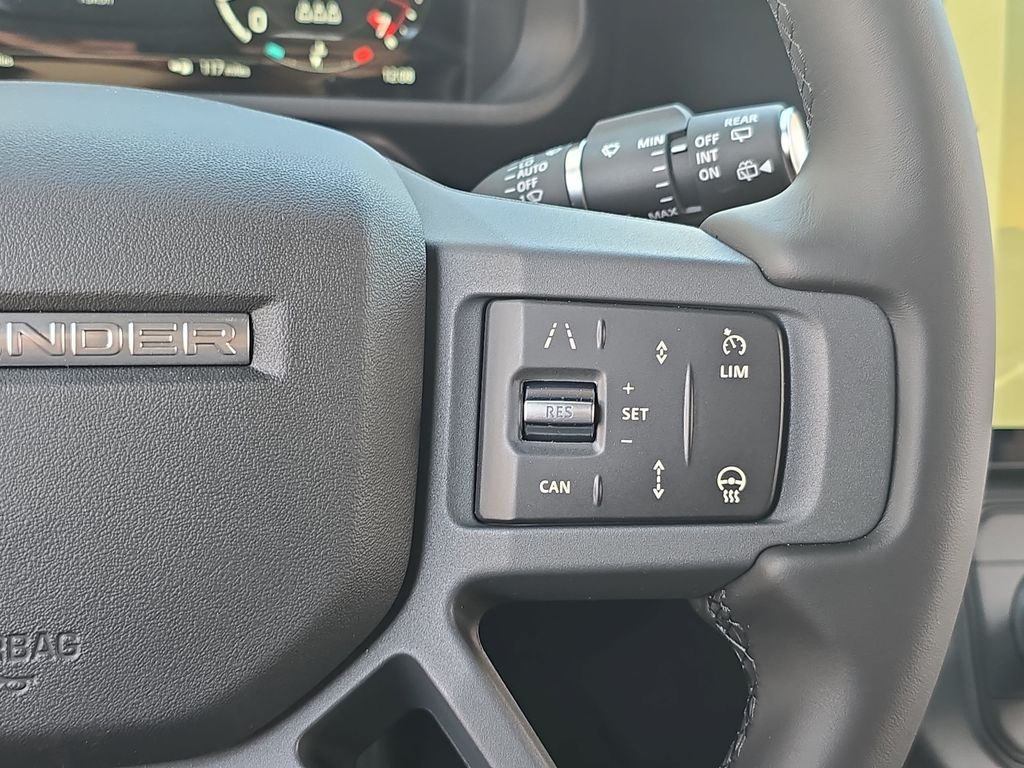 New 2026 Carpathian Grey Land Rover X-Dynamic SE image 19