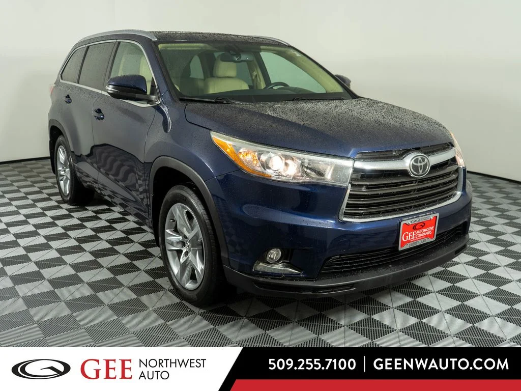 Used 2015 Blue Toyota Limited Platinum V6 image 1