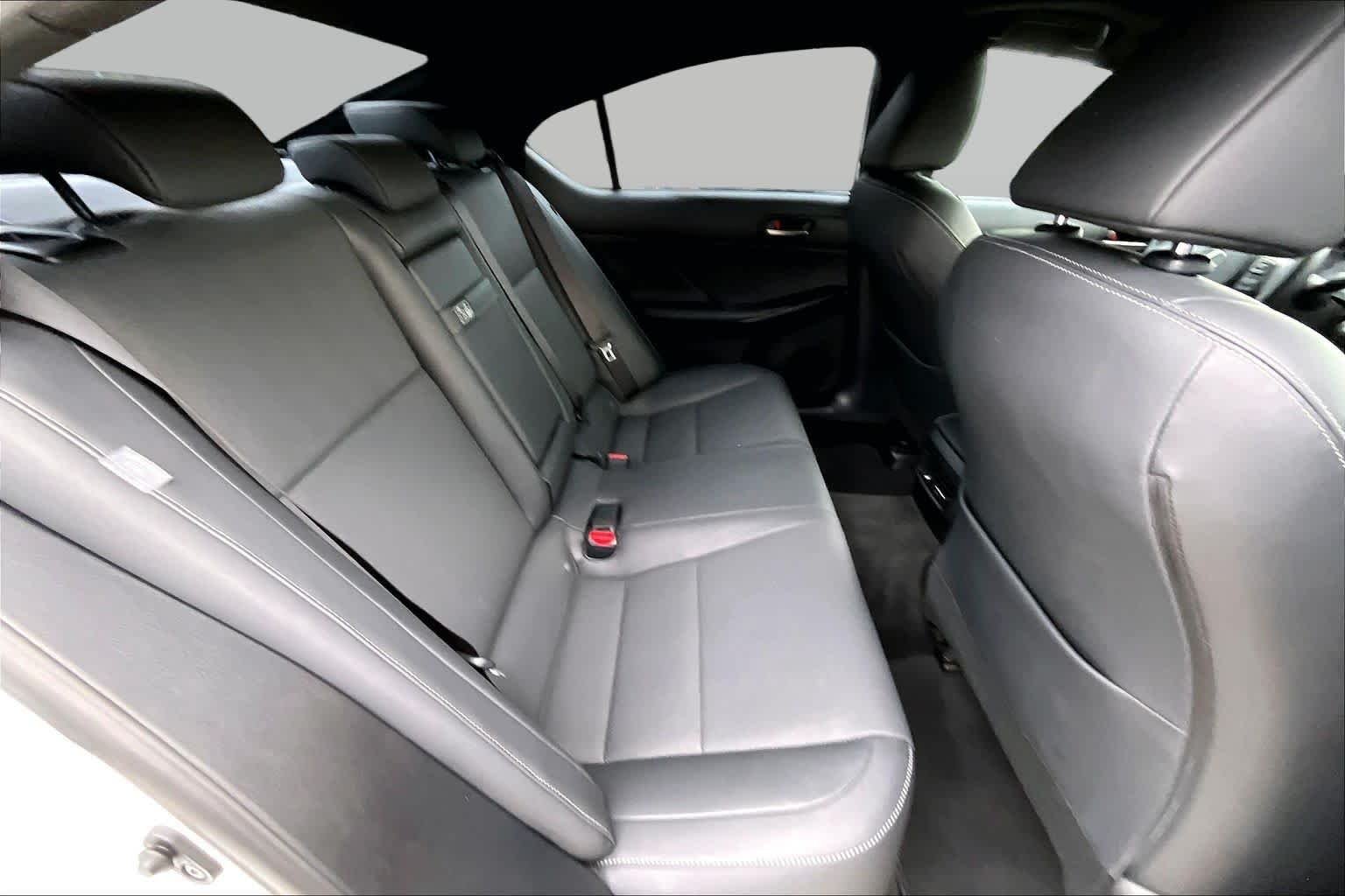 Used 2023 Eminent White Pearl Lexus  image 20