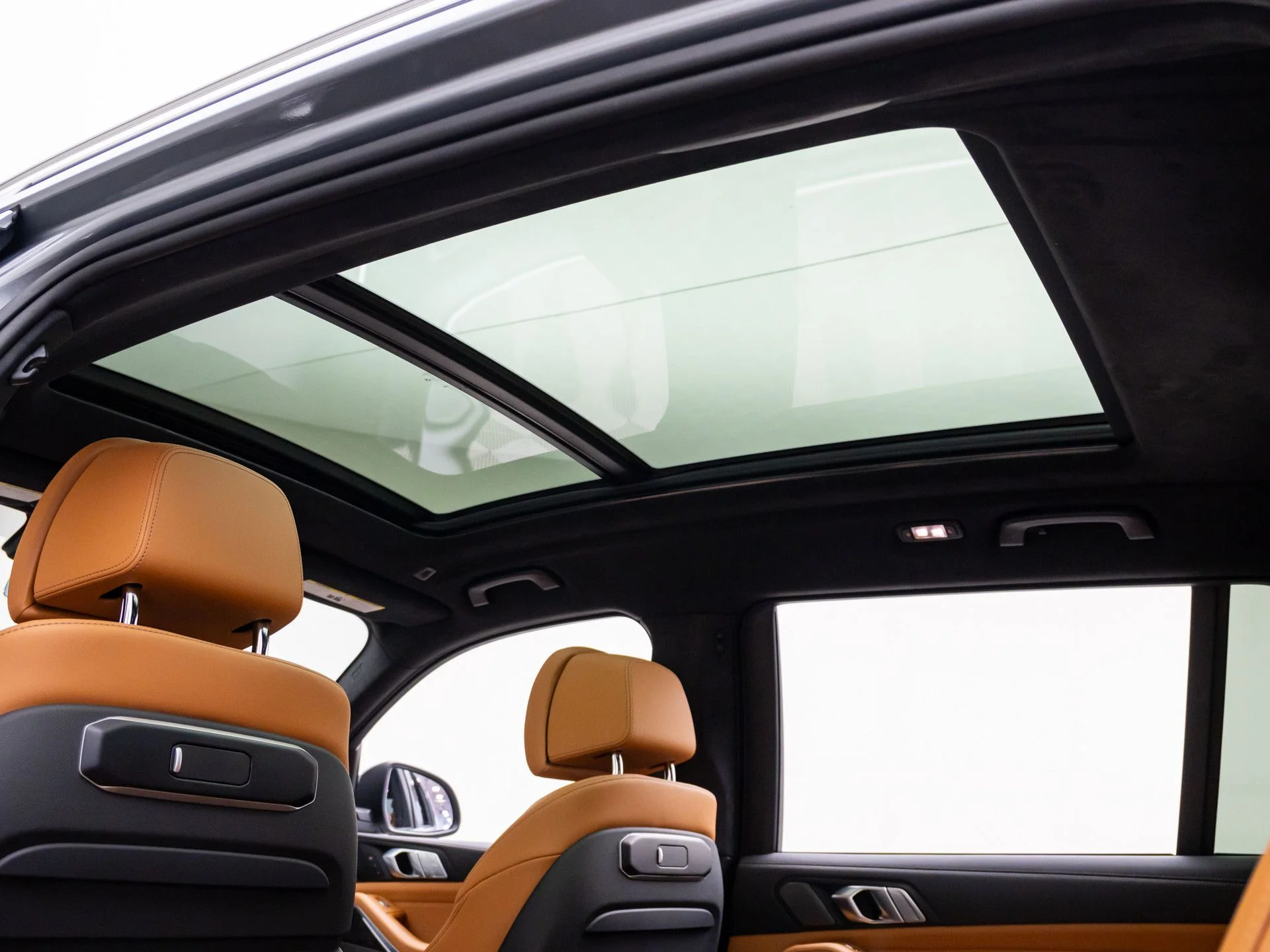 New 2026 Gray BMW xDrive40i image 20
