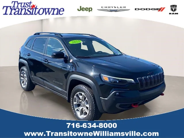 2023 Jeep Cherokee Trailhawk