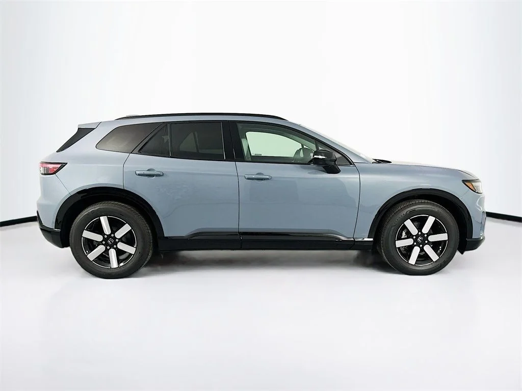 New 2026 Sonic Gray Pearl Honda Touring image 9