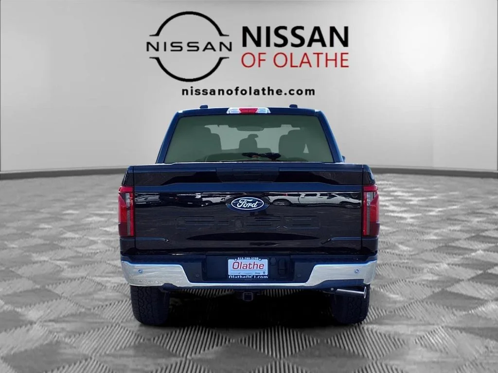 Used 2025 Black Ford XLT image 28