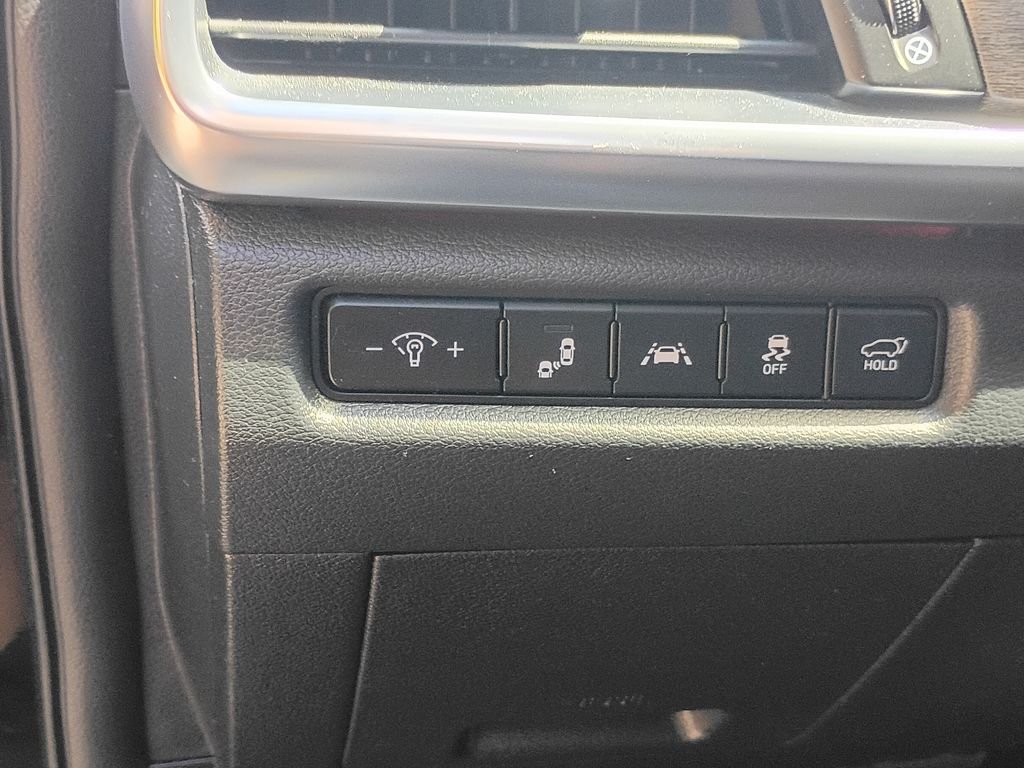 Used 2022  Kia SX image 14