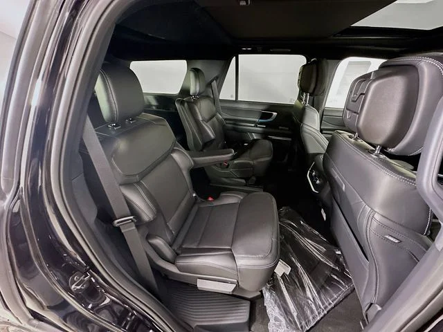 New 2027 Agate Black Metallic Ford Platinum image 27