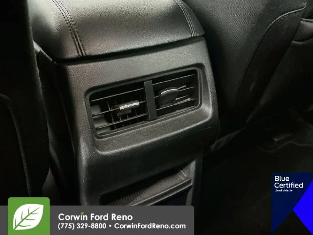 Certified Used 2023 Oxford White Ford SE image 29