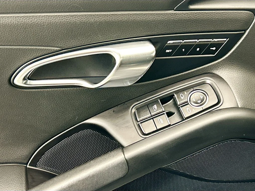 Used 2017 Black Porsche  image 19