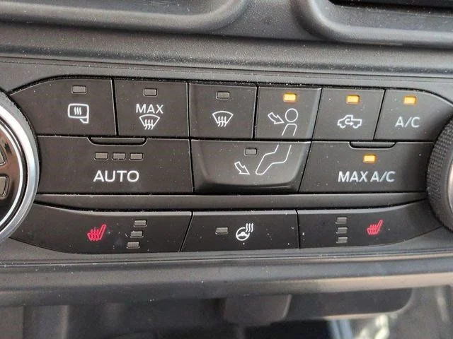 Used 2024  Ford XLT image 22