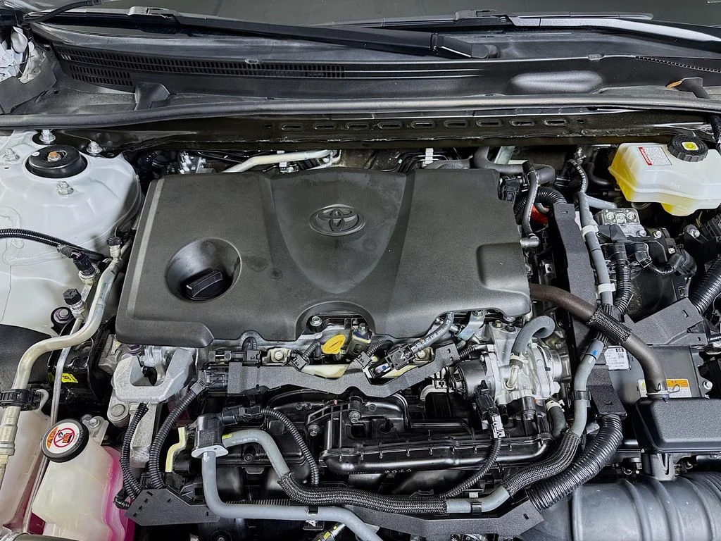 Certified Used 2022 Ice Edge Toyota Hybrid LE image 26