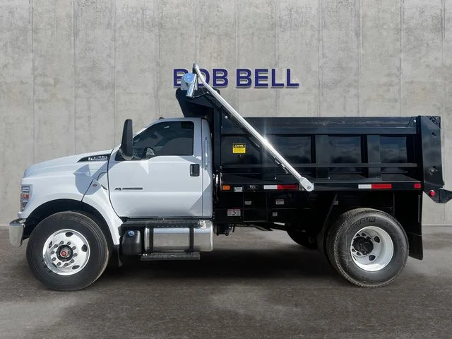 New 2026 White Ford Base image 2