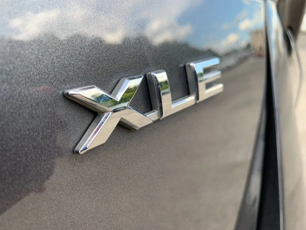 Used 2022 Gray Toyota XLE image 37