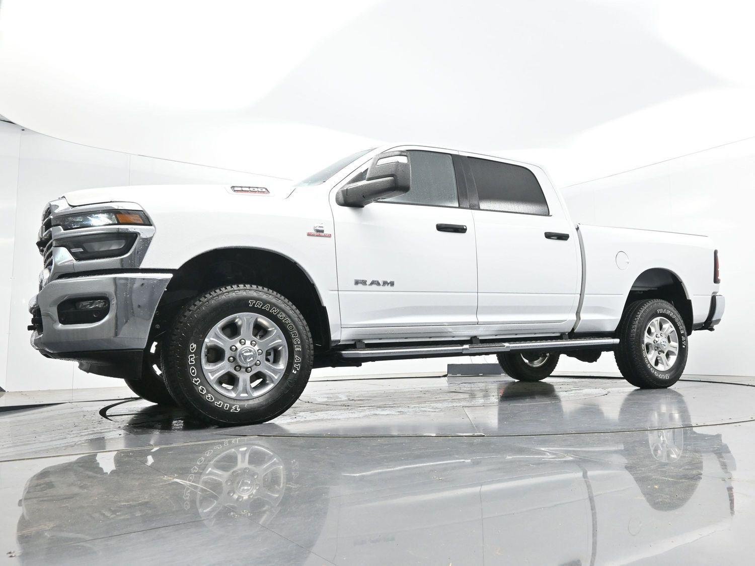 Used 2025 White Ram Big Horn image 47