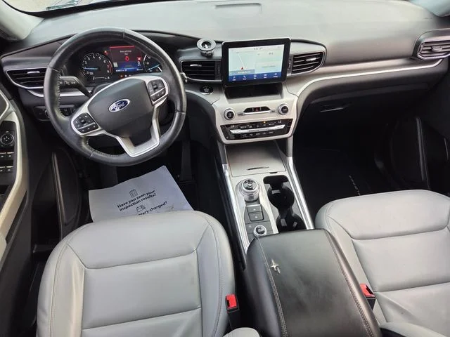 Used 2021 Blue Ford XLT image 9