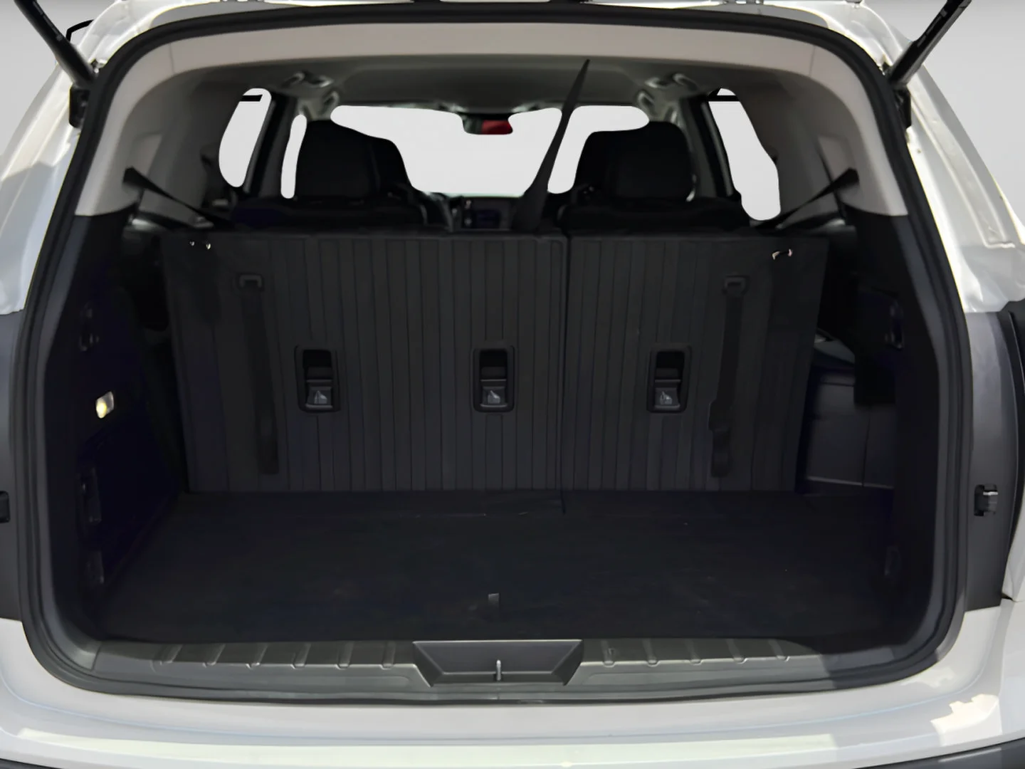 Used 2026 Crystal White Pearl Subaru Premium image 12
