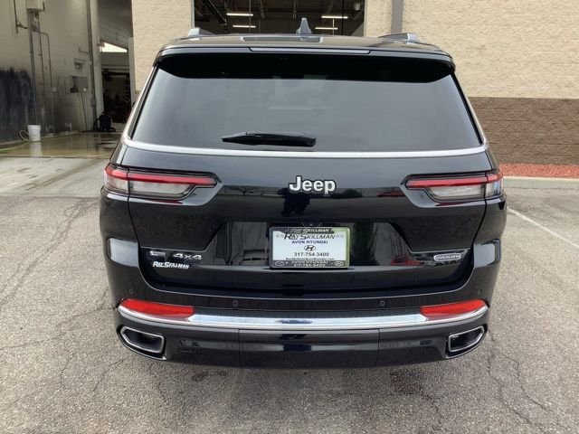 Used 2023 Diamond Black Jeep Overland image 6