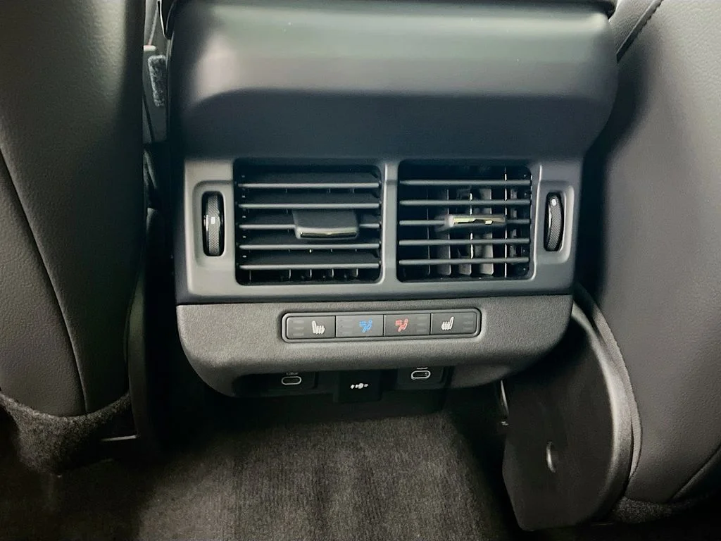 Used 2026 Gray Land Rover S image 27