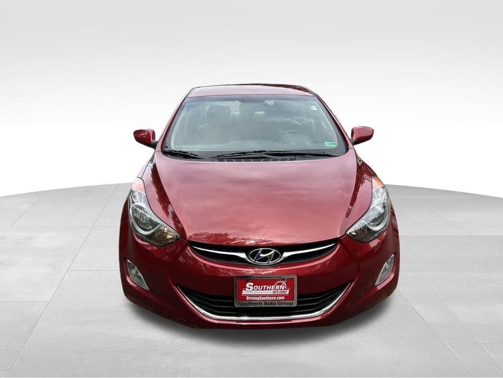 Used 2012 Red Hyundai GLS image 8