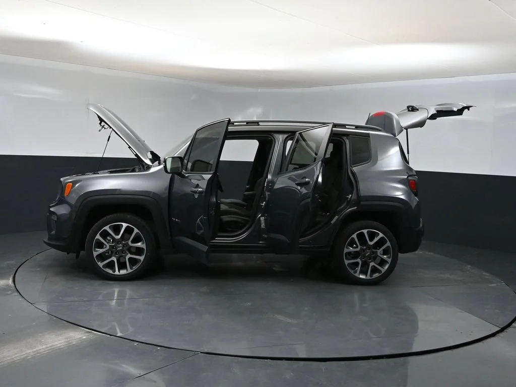 Used 2022 Gray Jeep Limited image 38