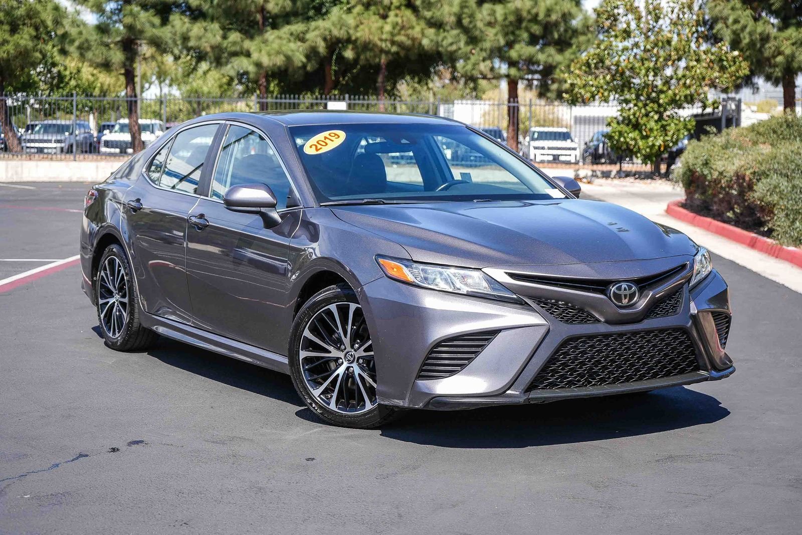 Used 2019 Gray Toyota SE image 1