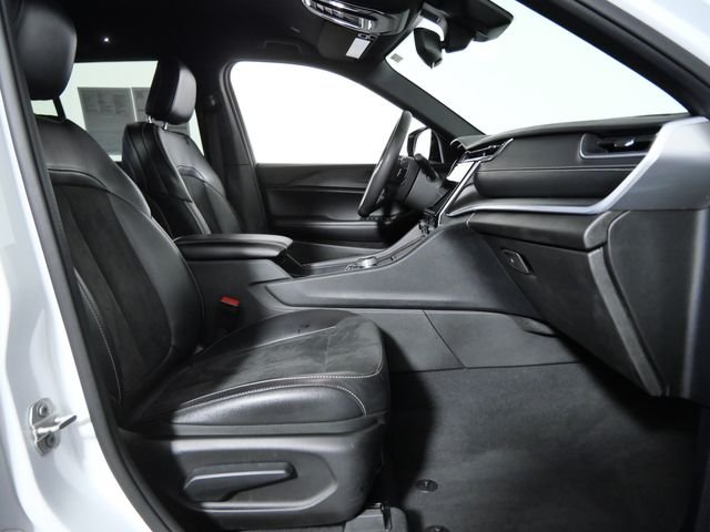 Certified Used 2024 White Jeep Altitude image 10
