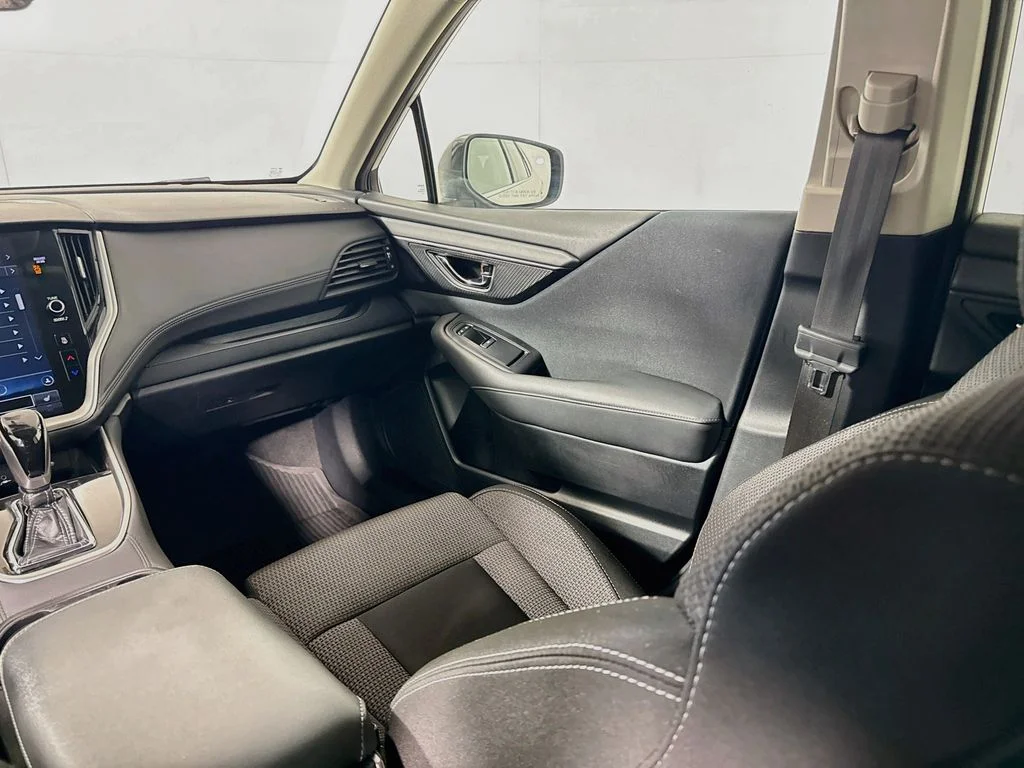 Used 2022 Crystal White Pearl Subaru Premium image 22