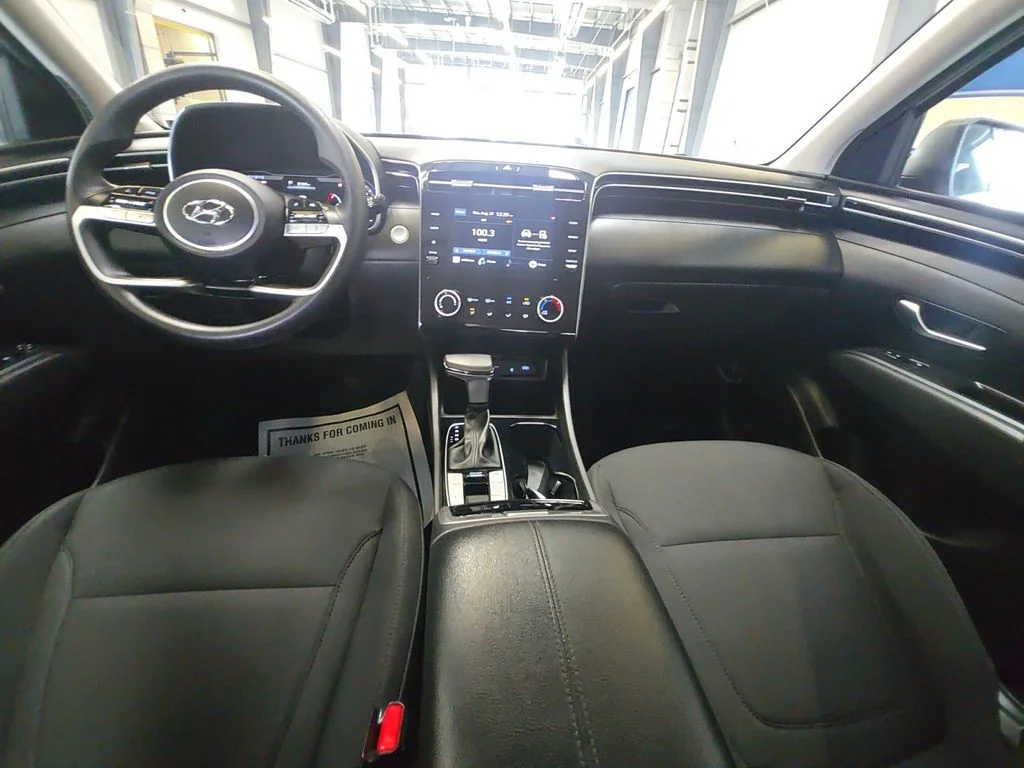Used 2023 Silver Hyundai SEL image 27