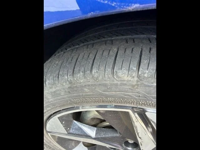 Used 2023 Blue Hyundai SEL image 22
