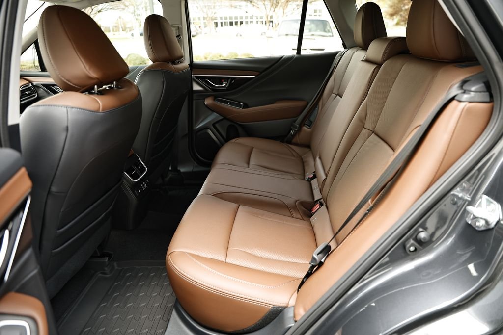 Used 2025 Magnetite Gray Metallic Subaru Touring XT image 26