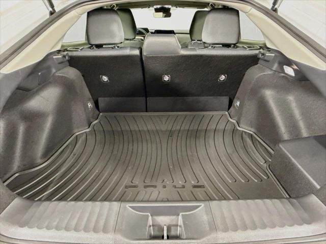 Certified Used 2025 WIND CHILL PEARL Toyota  image 34