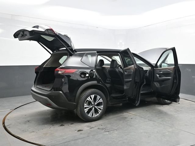 Used 2023 Black Nissan SV image 40